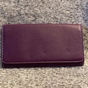 Eggplant-colored Wallet with 12 card clots
